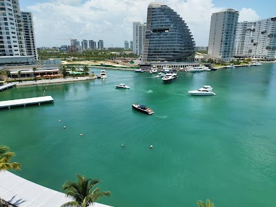 Renaissance Cancun Resort & Marina photo