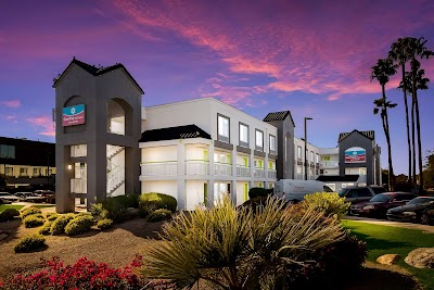 SureStay Plus By Best Western Scottsdale North photo